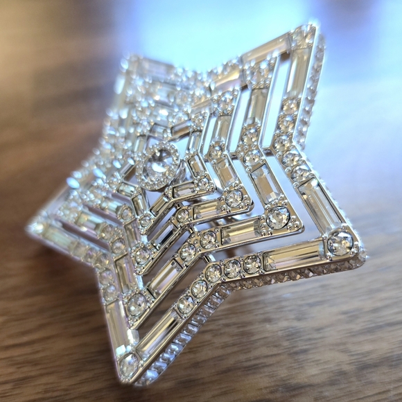 SWAROVSKI Crystal Large ✨Stella✨ Star Cocktail Ring NIB Sz 50 (US 5) Rhodium - Picture 3 of 17